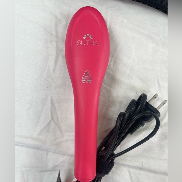 Sutra Mini Heated Hair Brush - Picture 3 of 6
